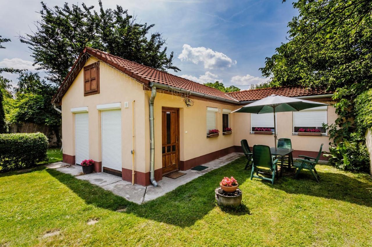 Visegrad Vendeghaz-Apartman Bagian luar foto